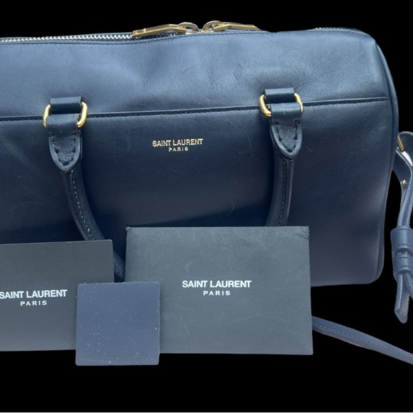 Saint Laurent Black Leather Women's Bag - Picture 2 of 16